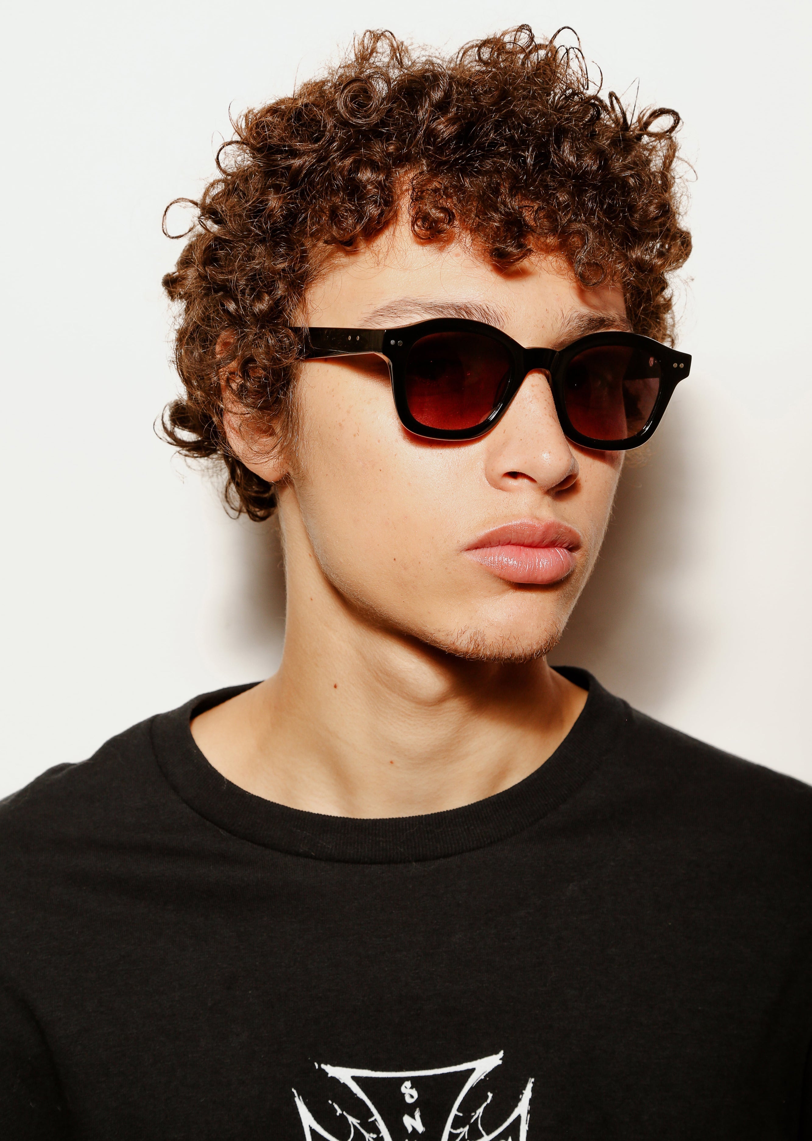 Crunchy Blk Black Mars
