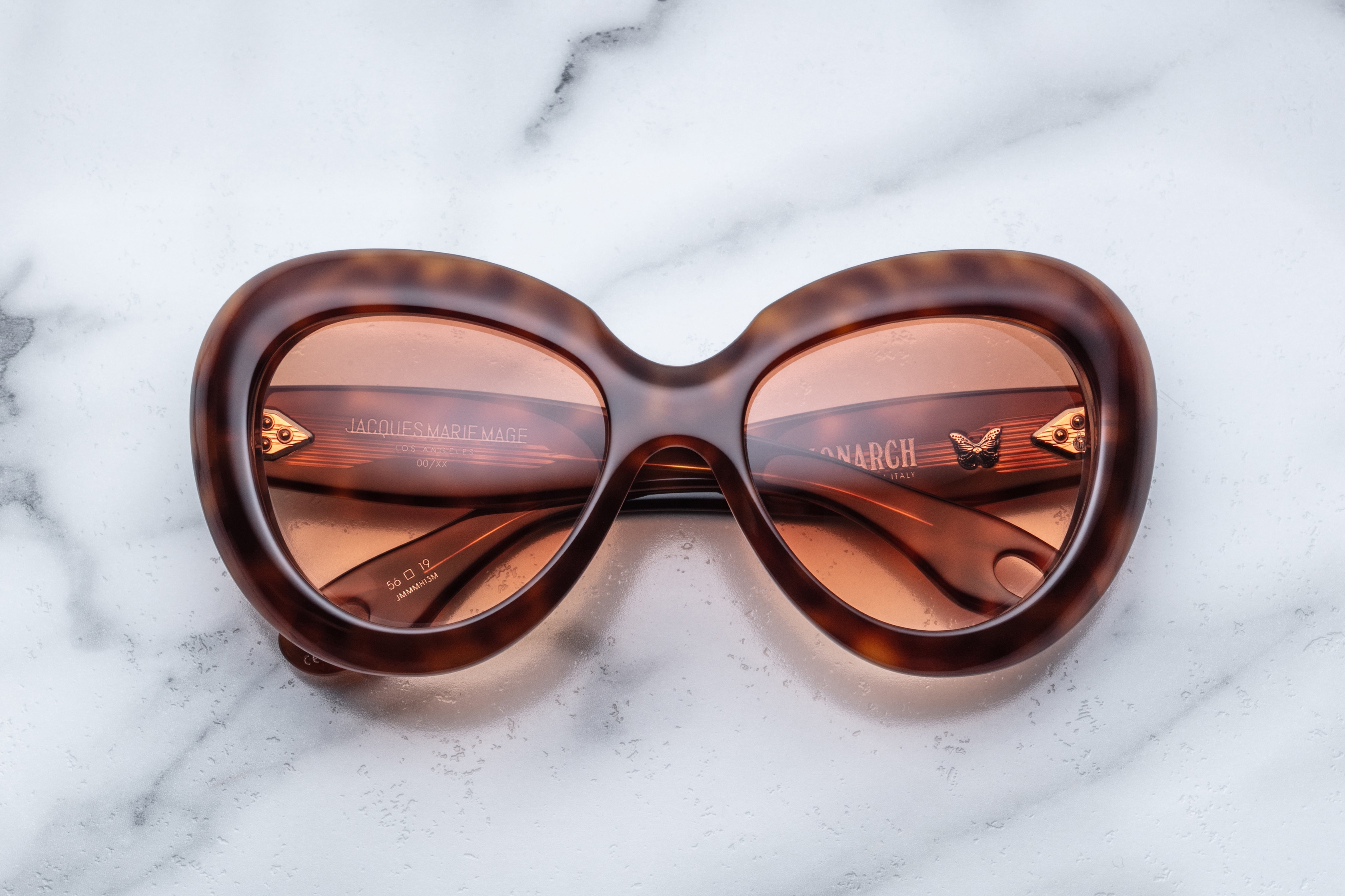 Monarch_Teddy_Brown_Front_Crop