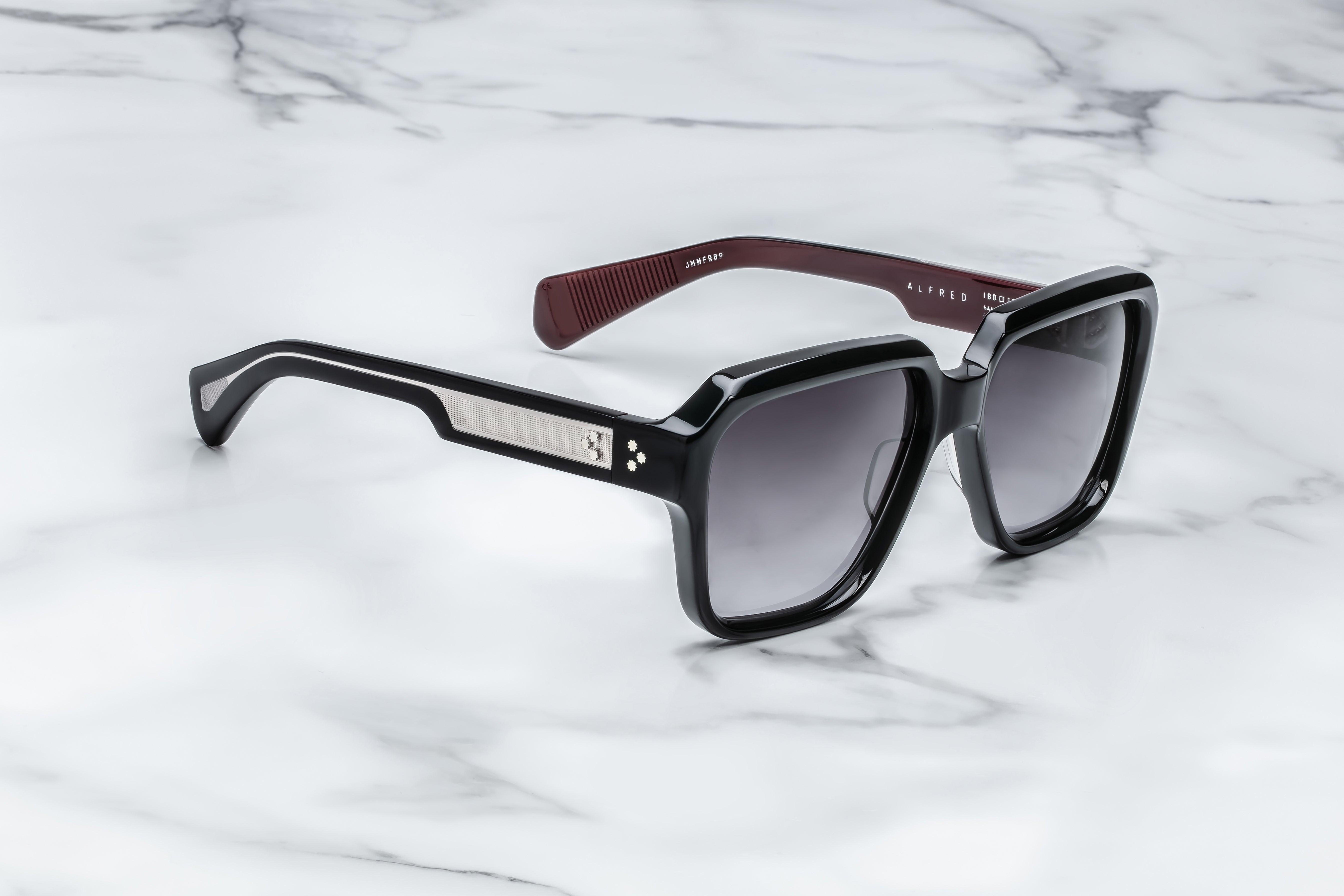 Jacques Marie Mage Alfred Bloodstone – EYEBRANDS