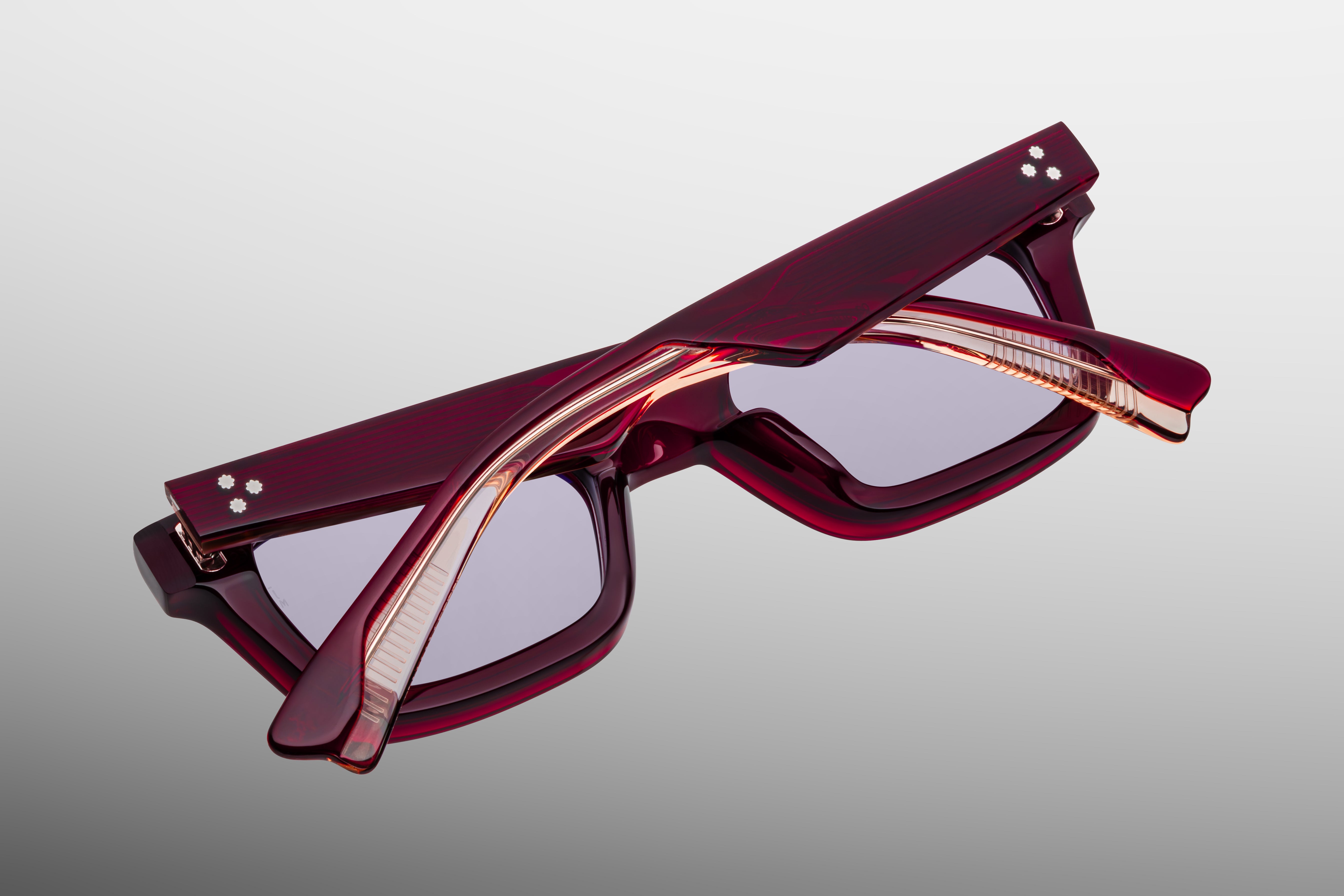 Jacques Marie Mage Casablanca Cherry – EYEBRANDS