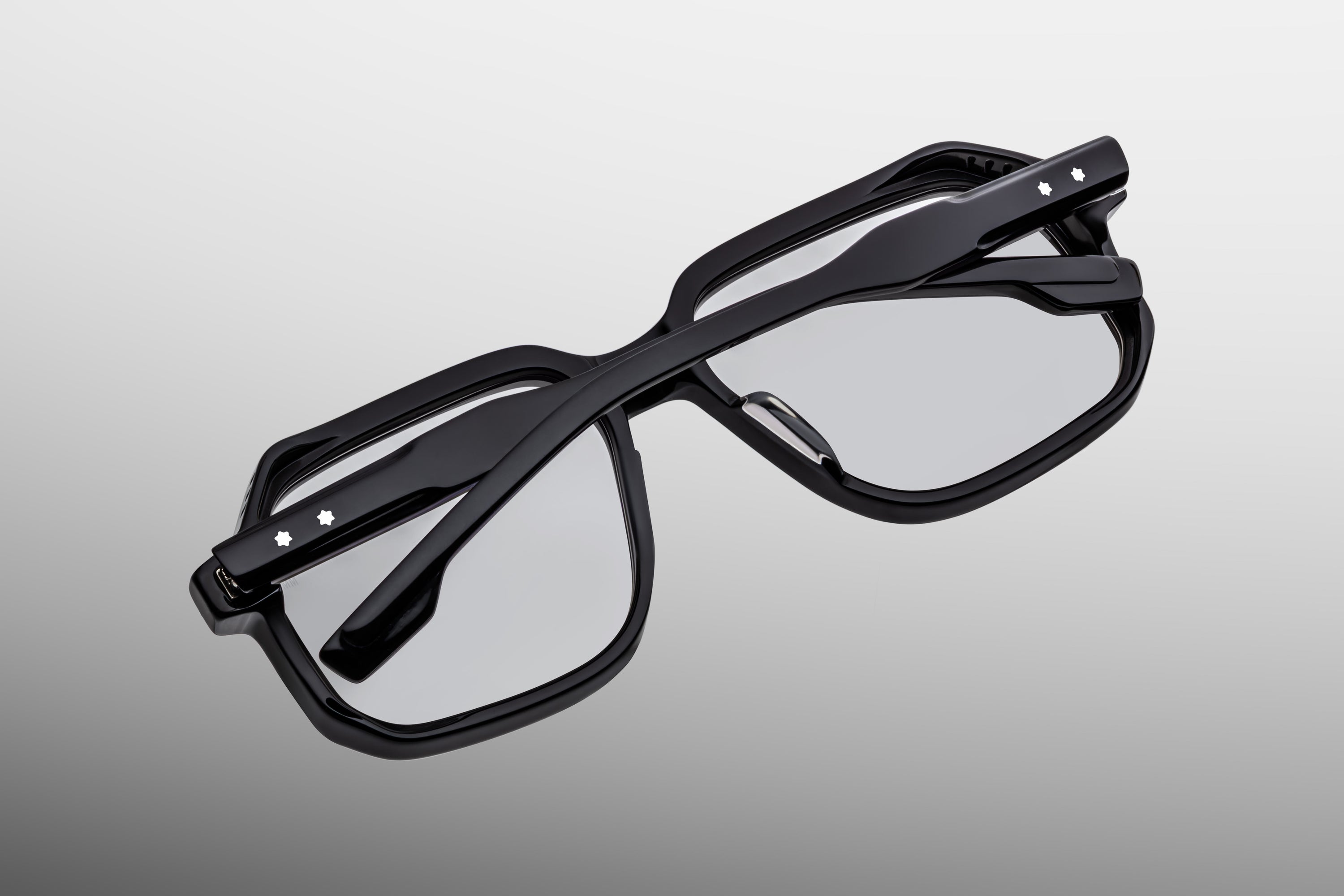 Domoto Black