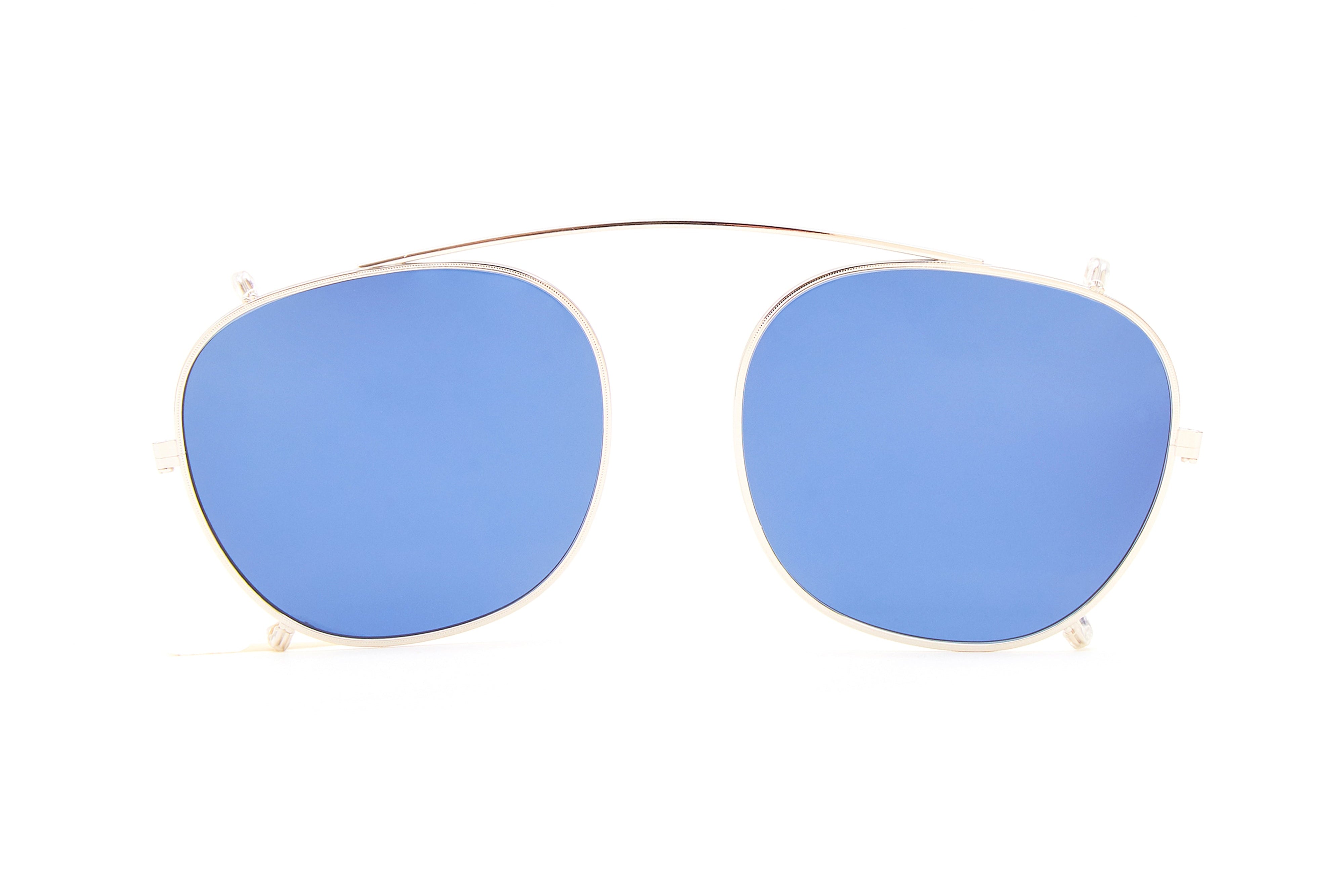 Julius Tart – EYEBRANDS