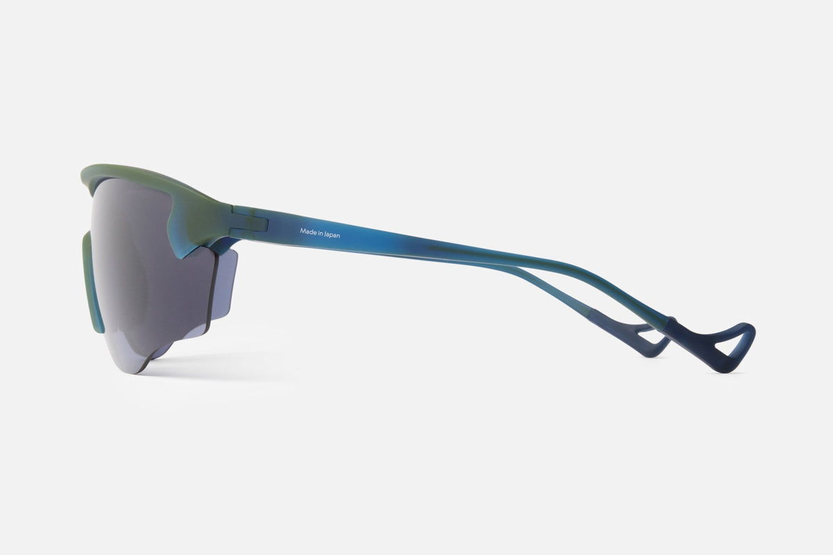 Junya Iridescent/d+ Blue Ice
