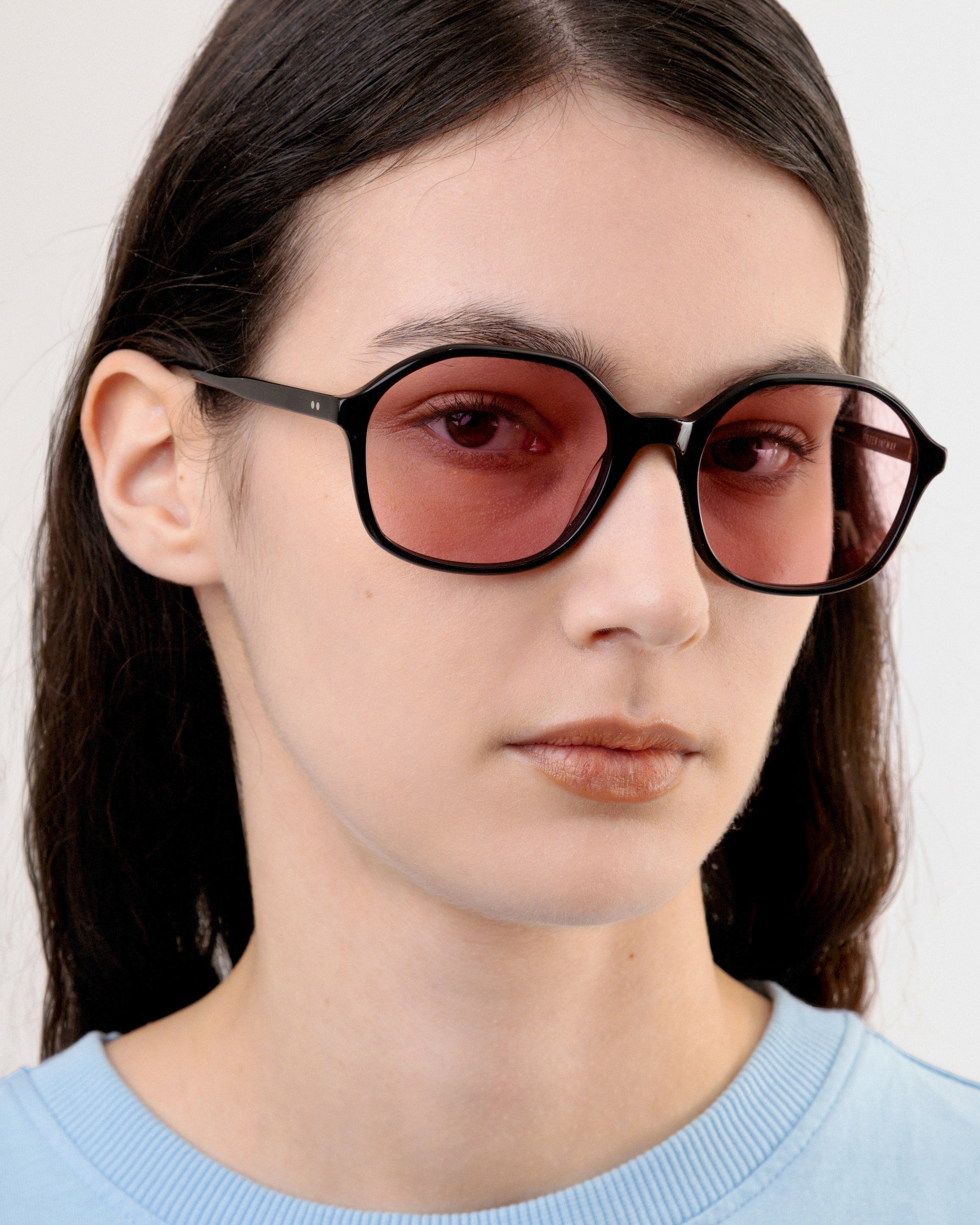 Grace Black Skin Pink