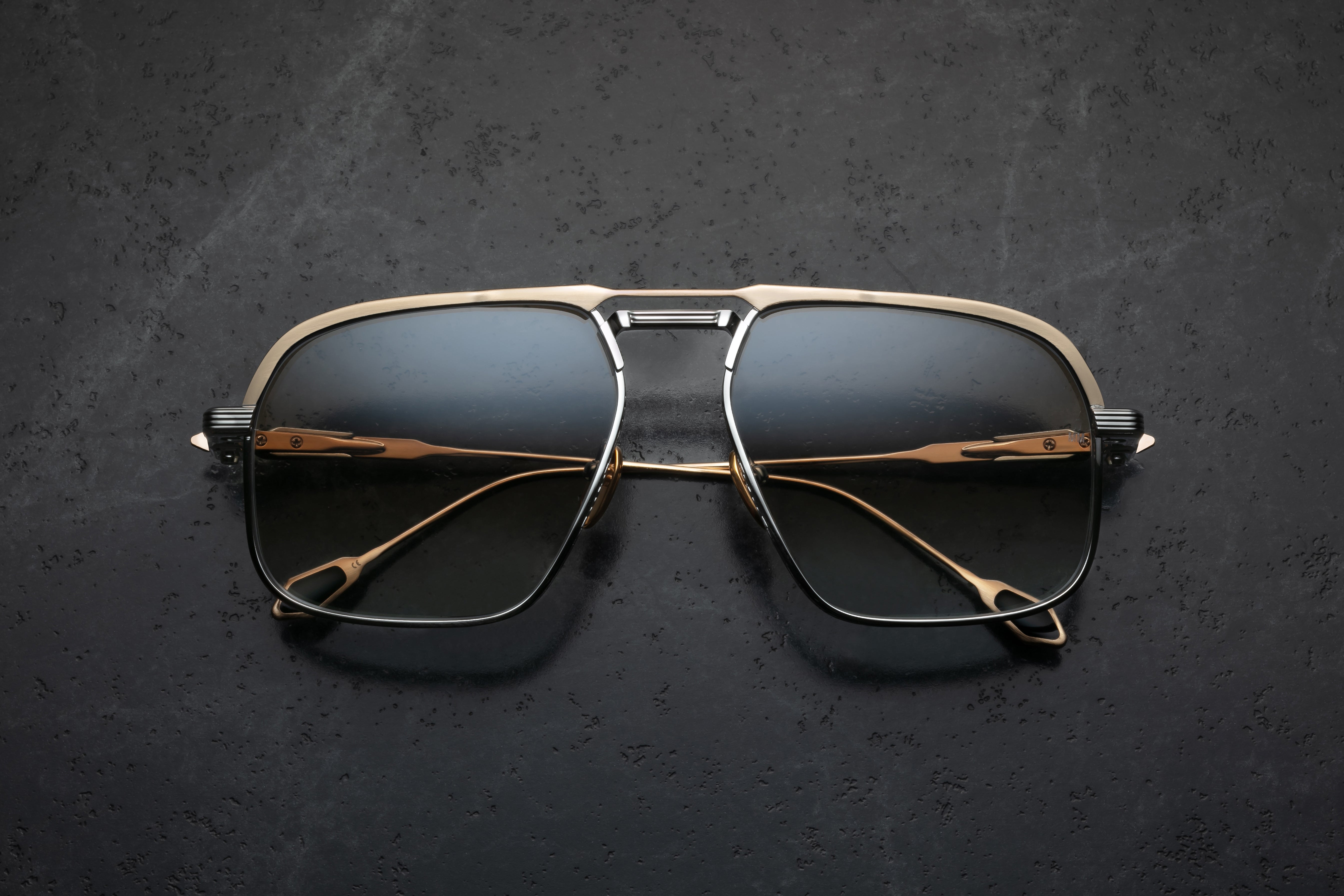 Jacques Marie Mage Labarge Apis – EYEBRANDS