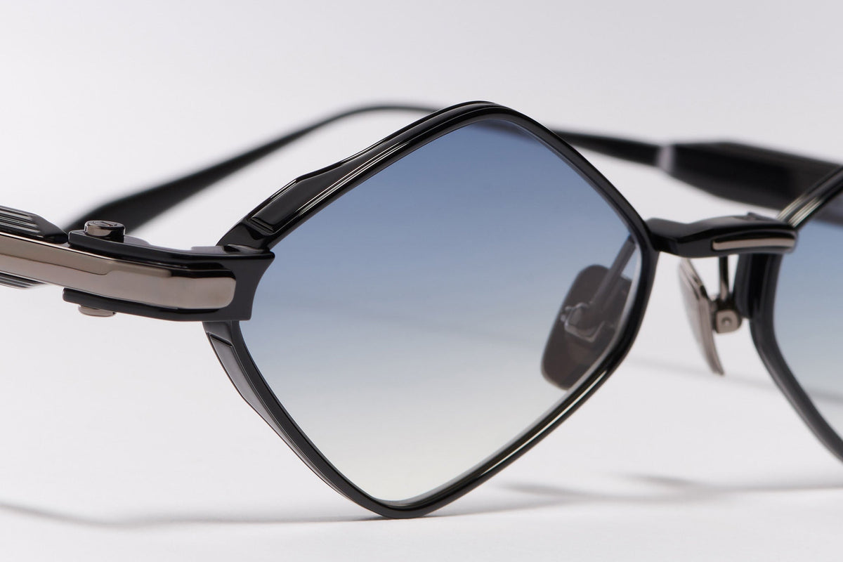 Lana C321 Carbon Effect/ruthenium Plated