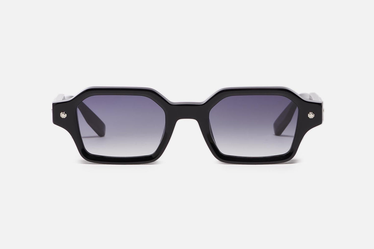 P09 C605 Shiny Black/platine Plated