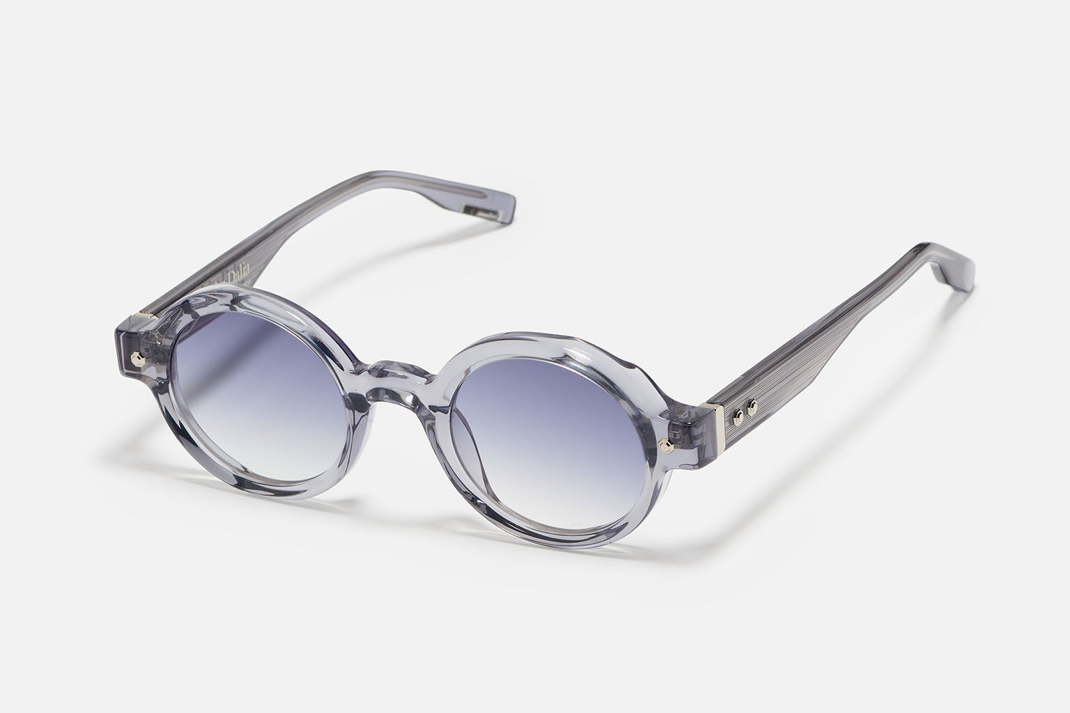 P13 C159 Grey Translicid/silver Plated
