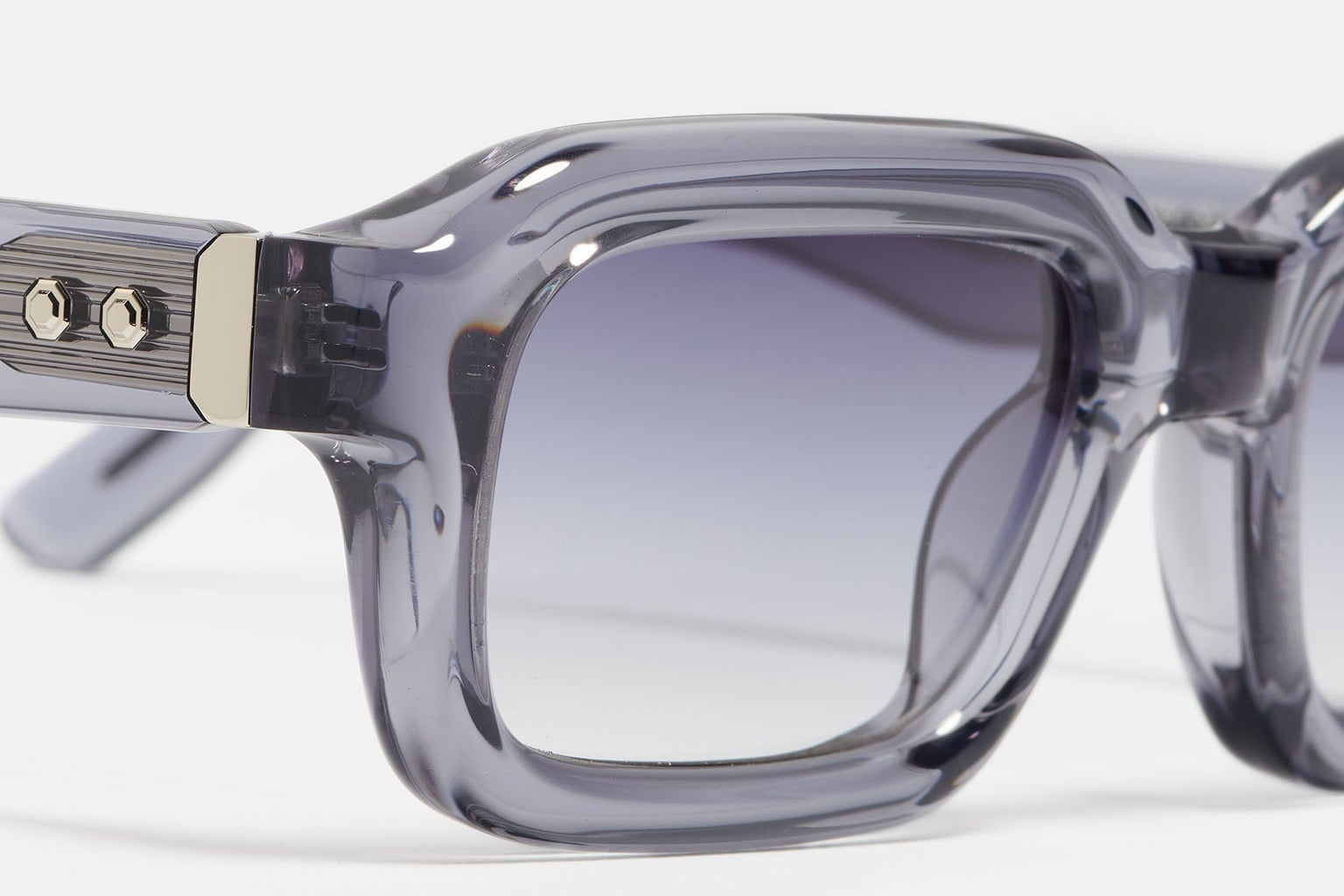 P15 C159 Grey Translucid/silver Plated