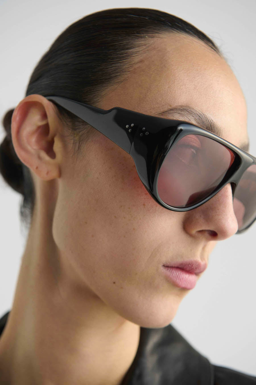 Gambia Black-tobacco Lens