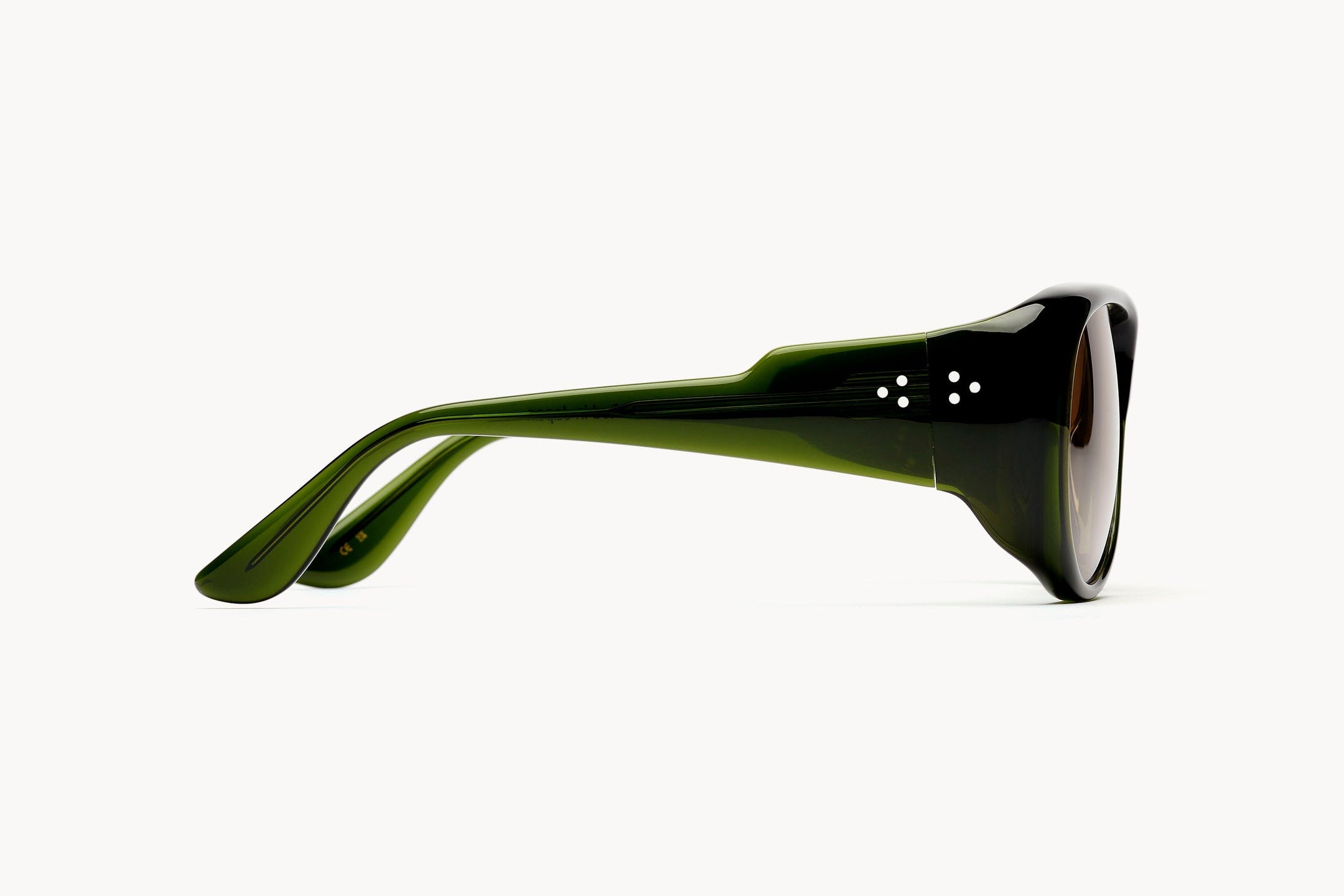 Gambia Cardamom-olive Lens
