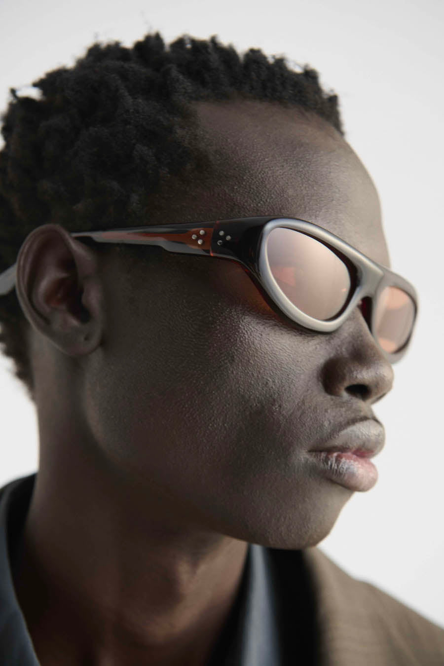 Uns Bunaa-amber Lens