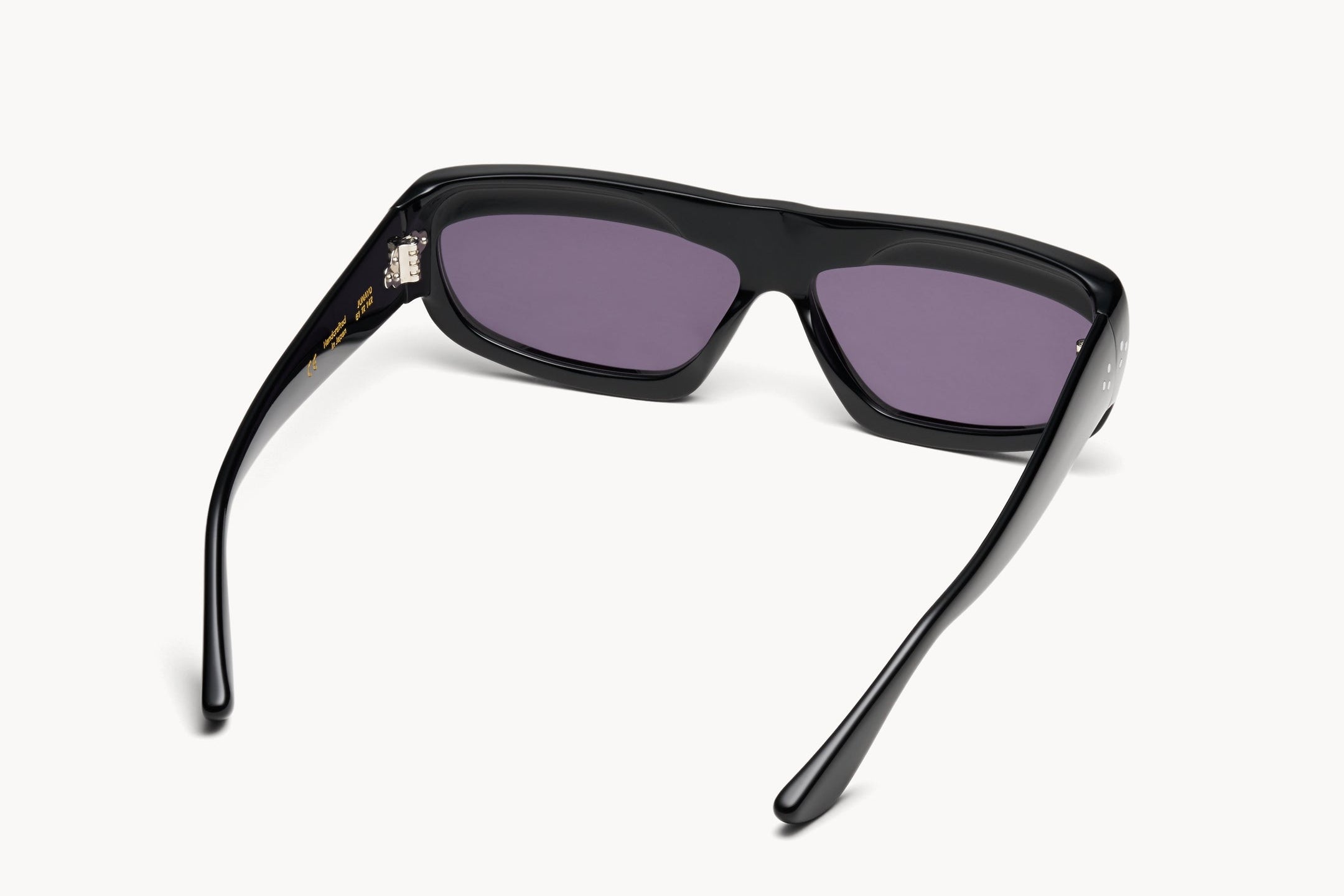 Junayd Black-black Lens