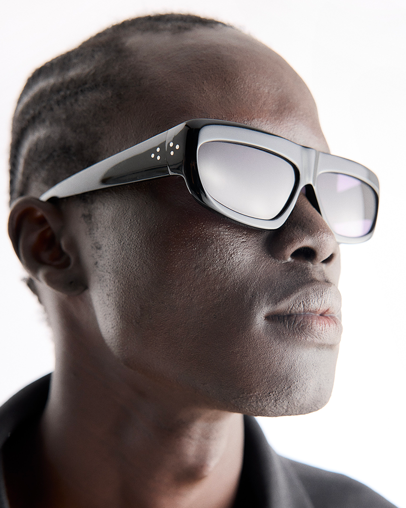 Junayd Black-black Lens