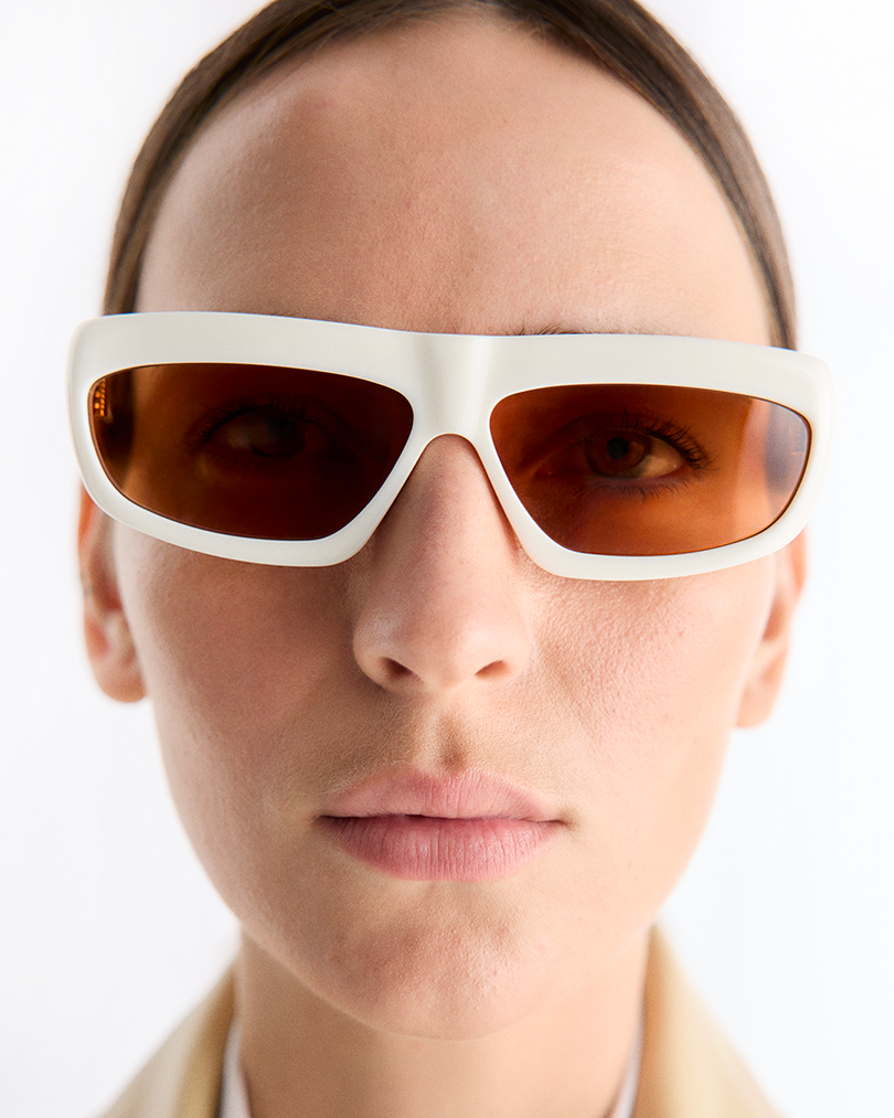Junayd Sandarac-sage Lens