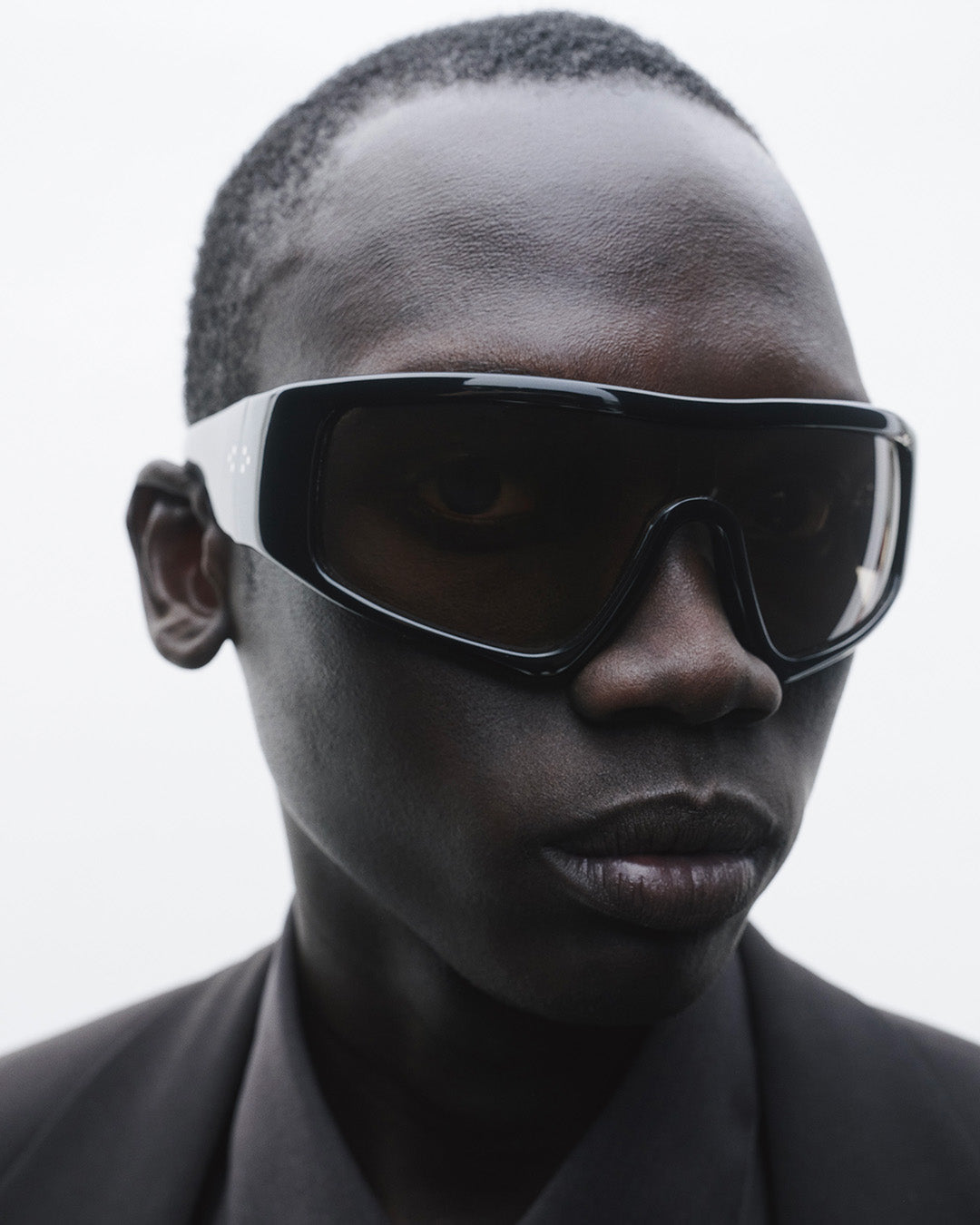 Noor Black-olive Lens