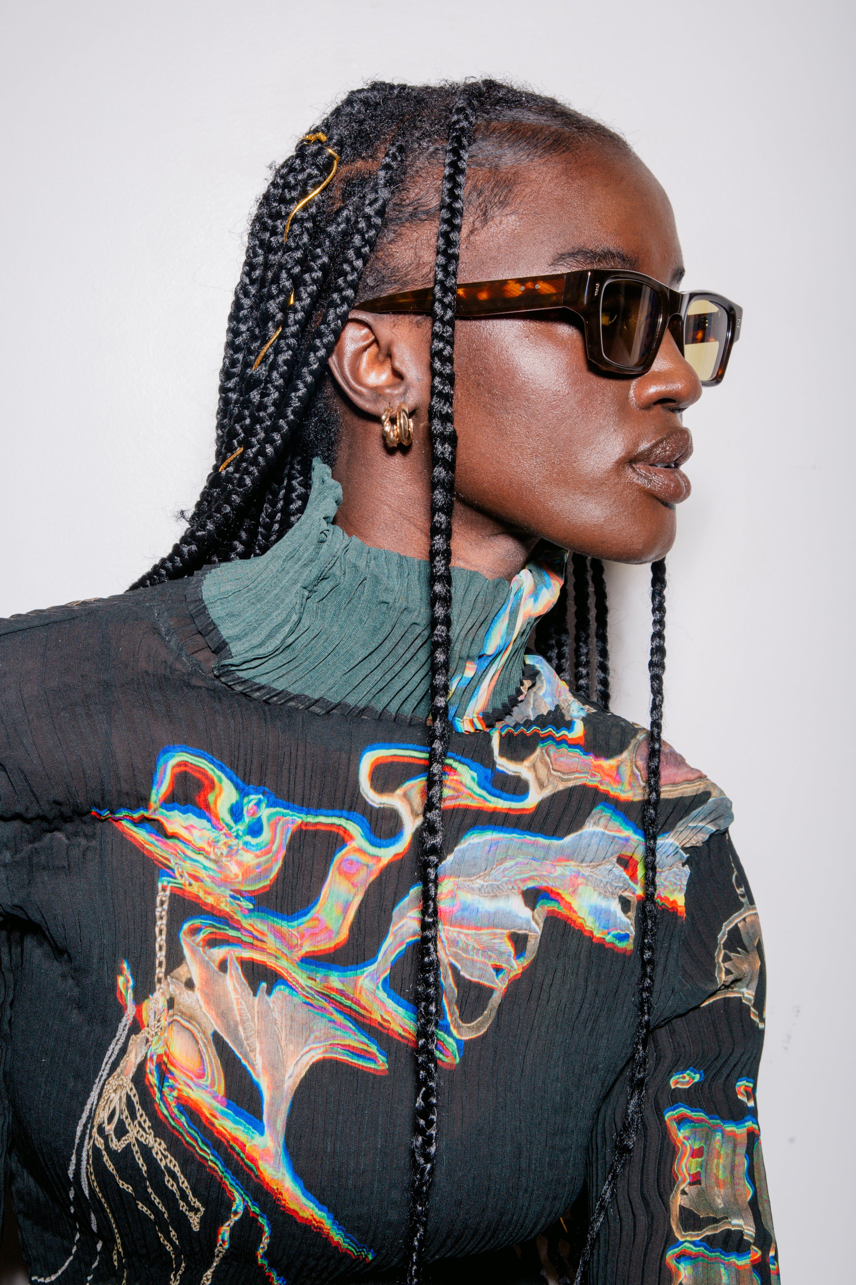 Amy T Tortoise Light Khaki