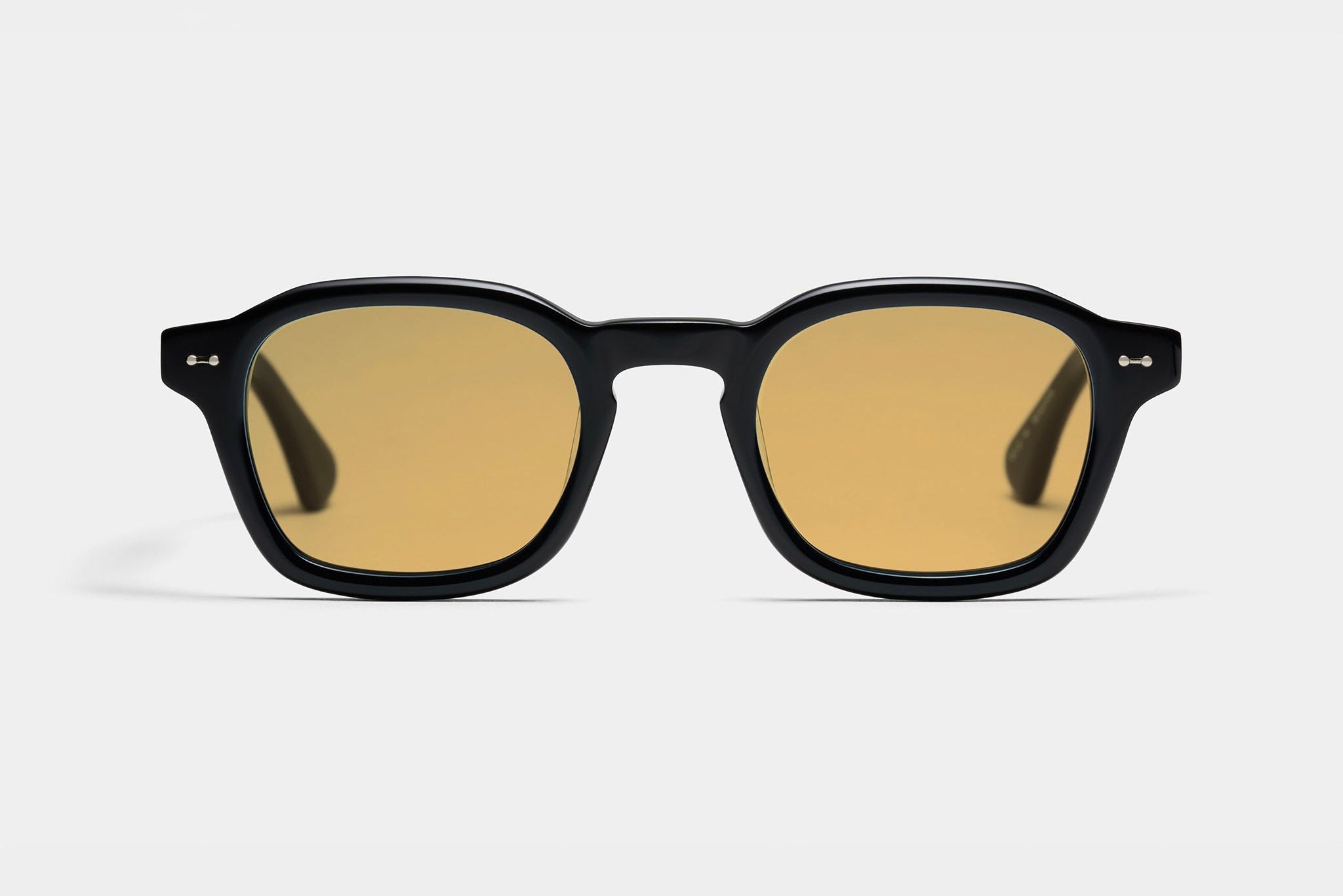 Hero Blk Black Ambre