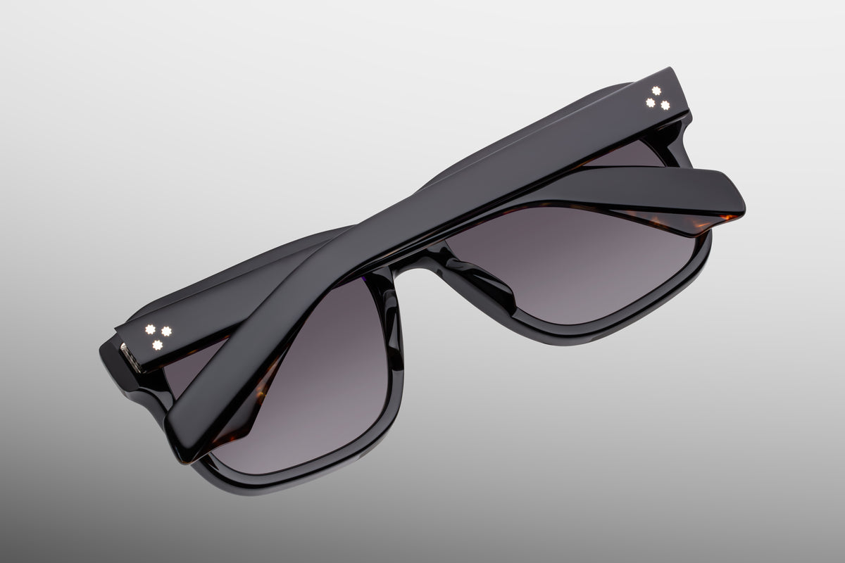 Yves Noir 11