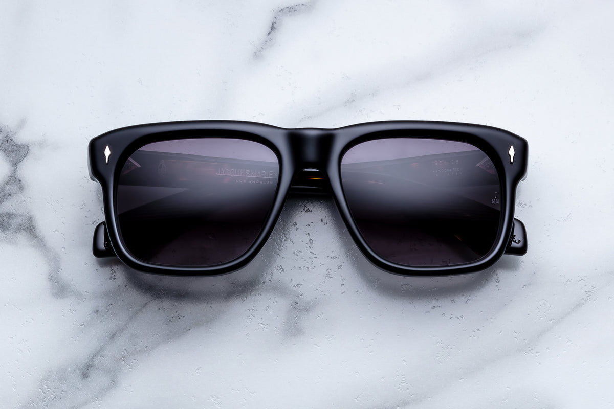 Yves Noir 11