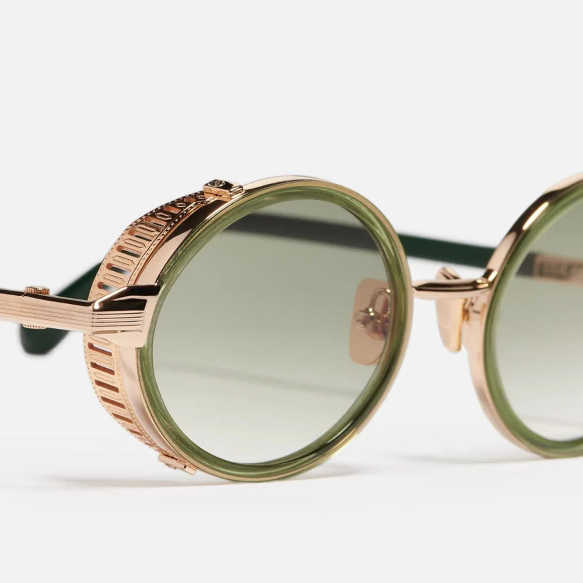 Steve C431 Dark Green Translucid/antique Gold